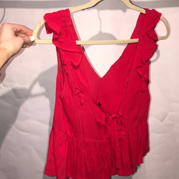 Red top - Picture 2 of 2